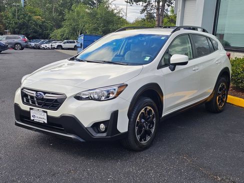 Used 2021 Subaru Crosstrek 2.0i Premium AWD/4WD image 3