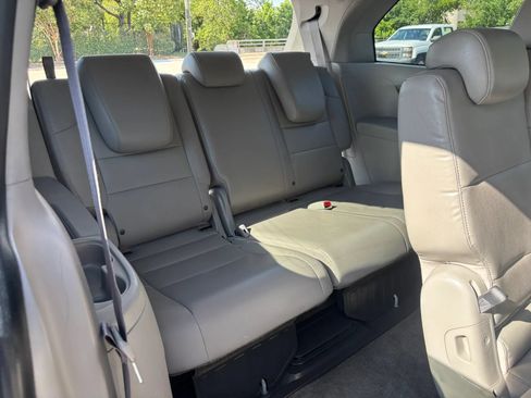 Used 2015 Honda Odyssey EX-L image 63