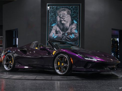 Used 2022 Ferrari F8 Tributo RWD image 9