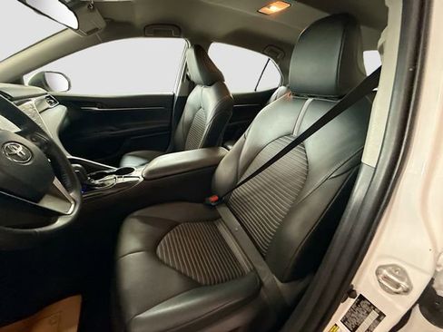 Used 2018 Toyota Camry SE image 20