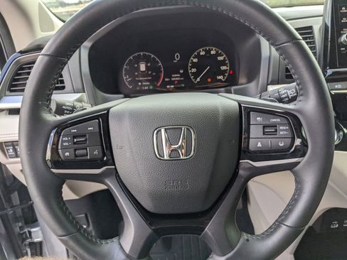 Used 2025 Honda Odyssey Touring image 26