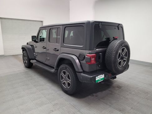 Used 2018 Jeep Wrangler Unlimited Sport S AWD/4WD image 5