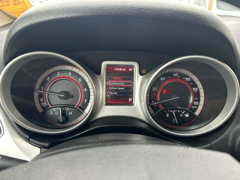Used 2014 Dodge Journey SE w/ Flexible Seating Group FWD image 21