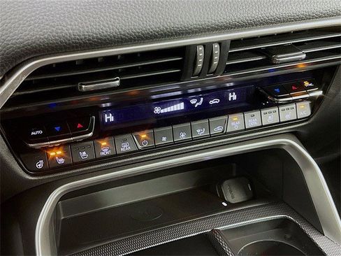 Used 2026 MAZDA CX-90 3.3 Turbo w/ Preferred Package image 10