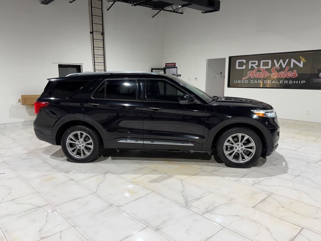 Used 2021 Ford Explorer Limited w/ Equipment Group 301A AWD/4WD image 6