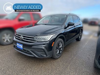 Used 2022 Volkswagen Tiguan SE