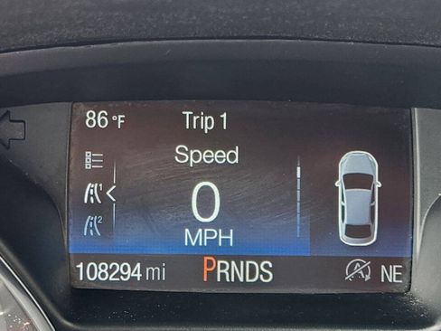 Used 2018 Ford Escape SE w/ SE Sync 3 Package AWD/4WD image 25