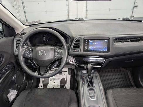 Used 2022 Honda HR-V EX image 17
