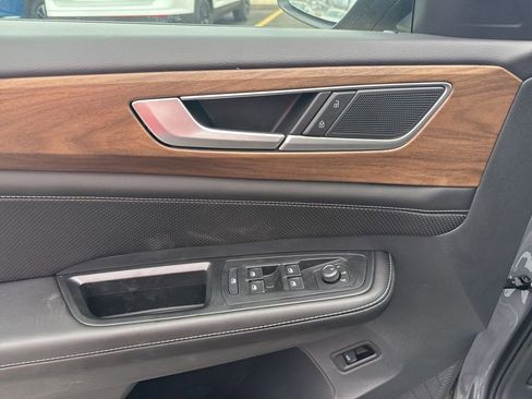 New 2026 Volkswagen Atlas SE image 17