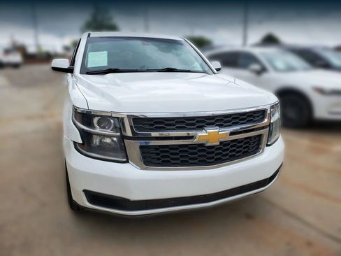 Used 2015 Chevrolet Tahoe 4WD w/ Remote Keyless Entry Package image 12