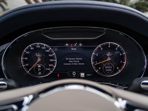 Used 2023 Bentley Continental GT Mulliner image 16