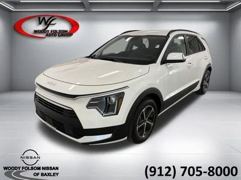 Used 2025 Kia Niro EX FWD image 1