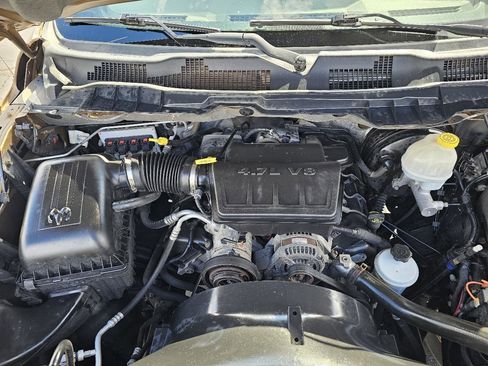 Used 2011 RAM 1500 Classic SLT image 12