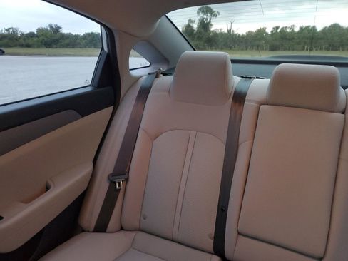 Used 2019 Hyundai Sonata SE image 12