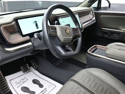 Used 2022 Rivian R1T Launch Edition image 14