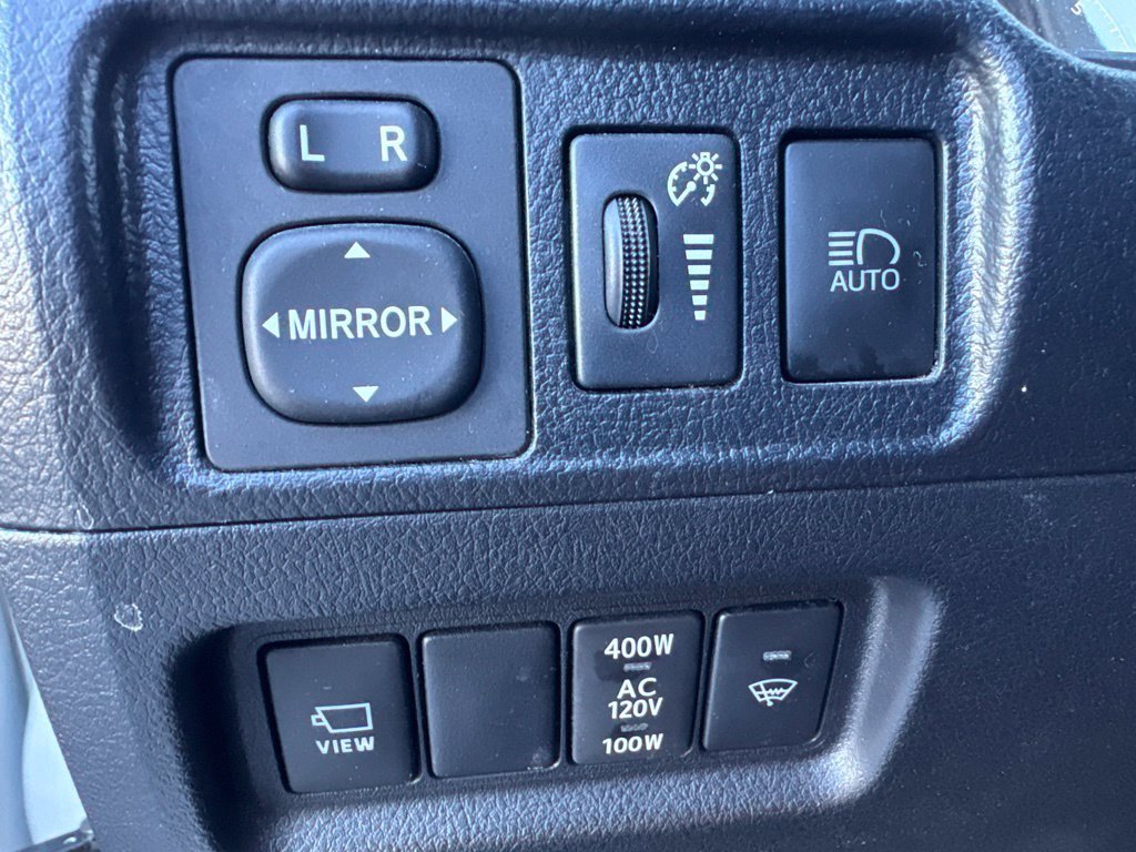 Used 2023 Toyota 4Runner Limited AWD/4WD image 18