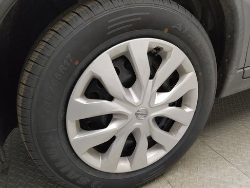 Used 2016 Nissan Rogue S AWD/4WD image 31