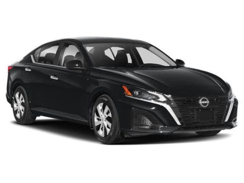 Used 2024 Nissan Altima 2.5 SR w/ SR Premium Package FWD image 35