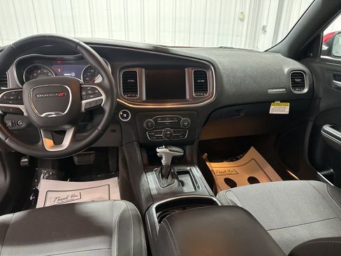Used 2016 Dodge Charger SXT w/ Navigation & Travel Group AWD/4WD image 12