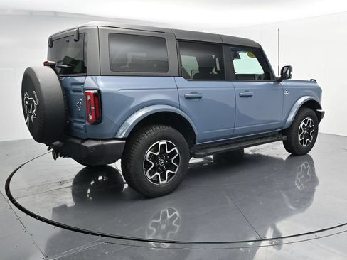 Used 2024 Ford Bronco Outer Banks AWD/4WD image 8