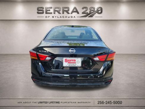 Used 2025 Nissan Altima 2.5 SV FWD image 6