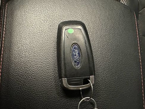 Used 2018 Ford Explorer Sport AWD/4WD image 17