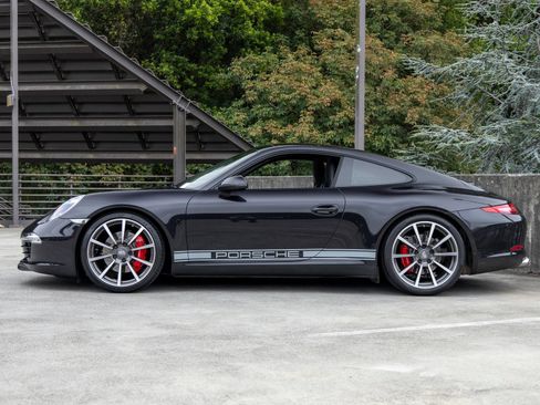 Used 2013 Porsche 911 Carrera S RWD image 2