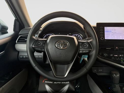 Used 2023 Toyota Camry SE AWD/4WD image 27