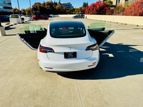 Used 2020 Tesla Model 3 RWD image 37