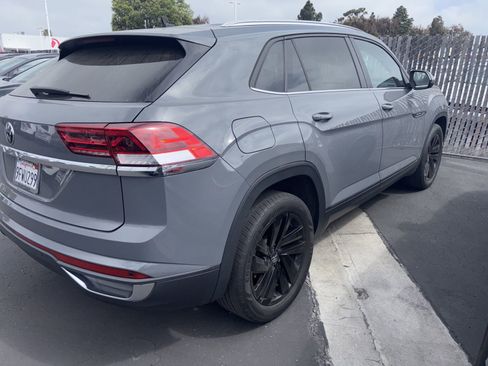 Used 2023 Volkswagen Atlas Cross Sport SE w/ Black Wheel Package image 16