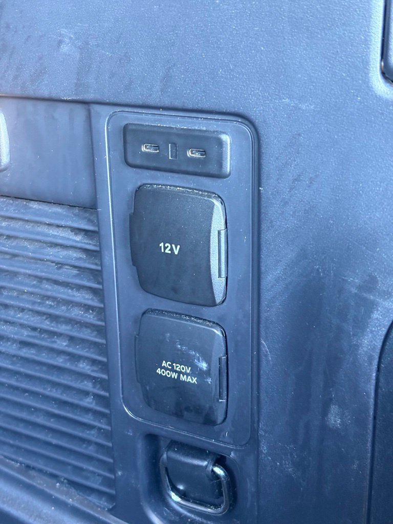 Used 2025 Ford Expedition Platinum AWD/4WD image 11
