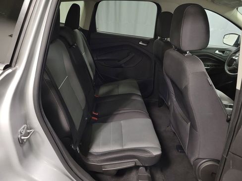 Used 2015 Ford Escape SE image 24