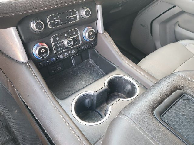 Used 2021 GMC Yukon XL SLT w/ SLT Premium Package AWD/4WD image 18
