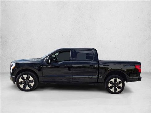 Used 2023 Ford F150 Lightning Platinum AWD/4WD image 8