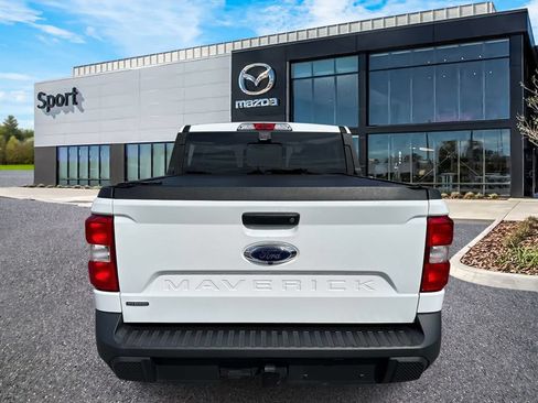 Used 2023 Ford Maverick Lariat w/ Lariat Luxury Package FWD image 4