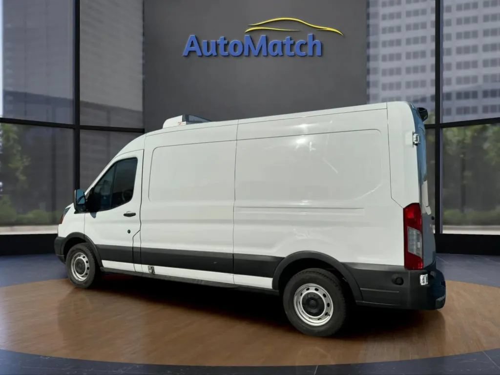 Used 2019 Ford Transit 250 148 Medium Roof RWD image 7