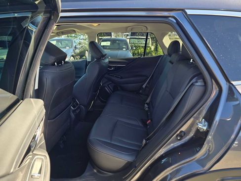 Used 2022 Subaru Outback Limited XT image 18