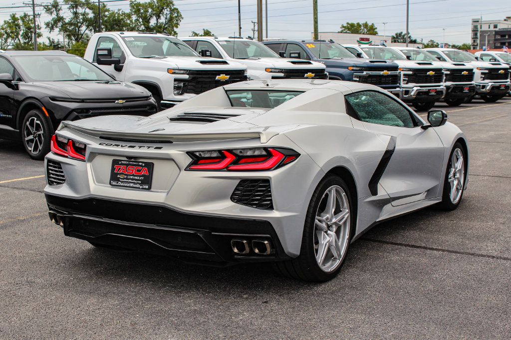 Used 2024 Chevrolet Corvette Stingray Convertible w/ 1LT RWD image 9