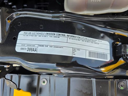 Used 2025 RAM ProMaster 2500 w/ Convenience Group FWD image 24