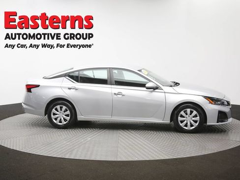 Used 2023 Nissan Altima 2.5 S FWD image 44