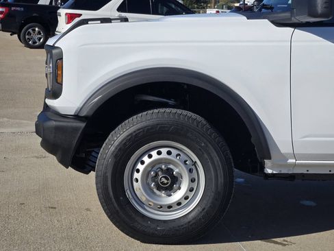 New 2025 Ford Bronco 4-Door AWD/4WD image 9