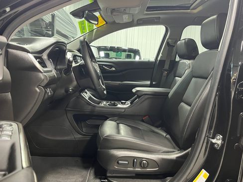 Certified 2023 GMC Acadia SLT w/ Elevation Edition image 12