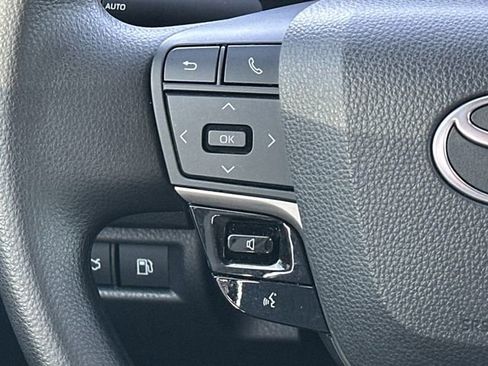 Certified 2025 Toyota Camry LE image 10