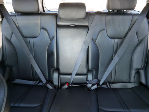 Certified 2023 Kia Sorento S image 13