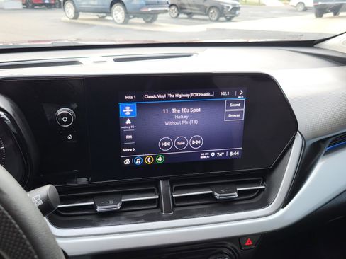 Used 2025 Chevrolet Trax LS w/ LS Convenience Package image 26