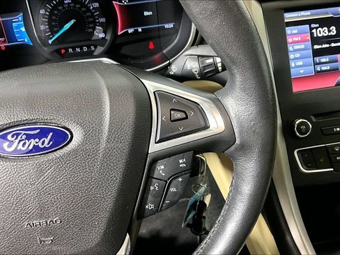 Used 2016 Ford Fusion SE w/ Equipment Group 202A FWD image 15