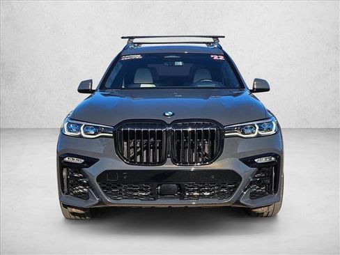 Used 2022 BMW X7 M50i w/ Dynamic Handling Package image 2