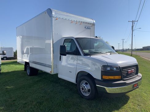 New 2025 GMC Savana 3500 Extended w/ Power Convenience Package RWD image 40