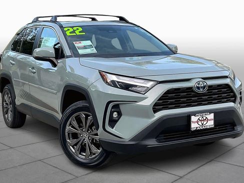 Certified 2022 Toyota RAV4 XLE Premium image 2