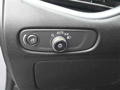 Used 2023 Chevrolet Malibu LT image 20